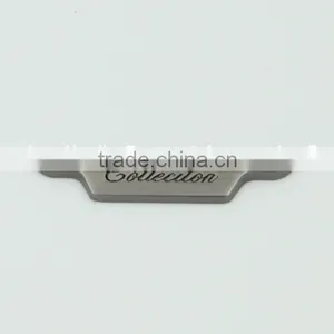 Custom Garment Fashionable Nickel Free Sewing Clothing Metal Label With 2 Holes thumbnail-3