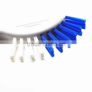 Plastic Brush With Peeler thumbnail-3