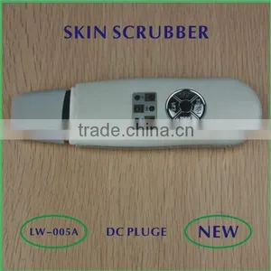 Handheld Ultrasonic Skin Scrubber thumbnail-2