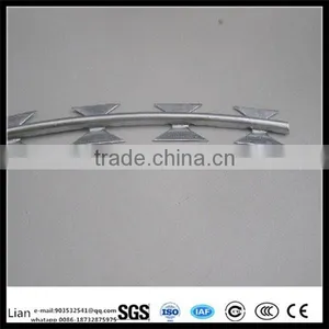 High Tensile Hot Dipped Galvanized Concertina Razor Wire Sharp Blade Barbed Wire for Security Fence for Sale thumbnail-2