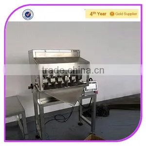 Semi-Automatic Particle Quantitative Packaging Machine thumbnail-1
