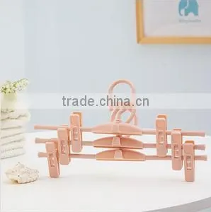 Wholesale Stock Small Order Rotatable With Clip Plastic Clothes Hanger thumbnail-1