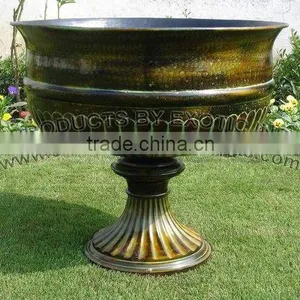 Metal Big Planter thumbnail-1