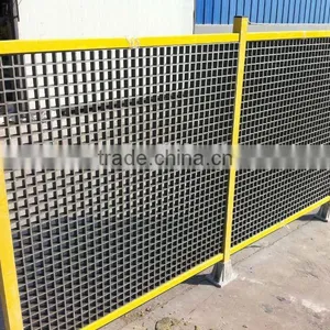 Fiberglass Fence thumbnail-1