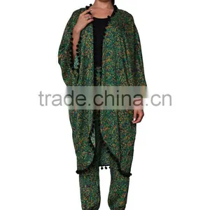 New In Women Long Print Capes For Winter thumbnail-2