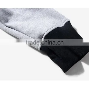 OEM Service Warm Good Fabric Reglan Long Sleeve Grey Color Matching Thumb Hole Woven Label Male Sports Apparel thumbnail-3