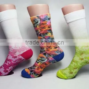 OEM 360 Women Heat Sublimation Printing Socks Printing Crew Sock thumbnail-1