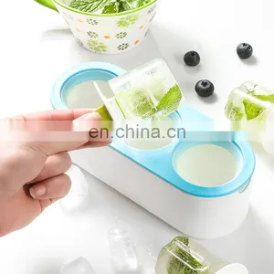 Manufacturing Sale Vertical Stick Solid Plastic Portable Small Circle Tiny Ice Cube Tray thumbnail-4