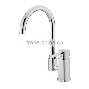 Antique Single Handle Brass Water Ridge Kitchen Faucet thumbnail-2