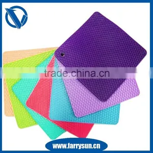 2015 Customized Kitchen Silicone Septa Heat/ Waterproof Silicone Mat thumbnail-3