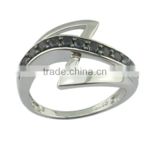 Unique Design Black Zircon Silver Jewelry Ring thumbnail-3