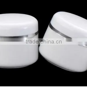 Plastic Injection Moulding for Cosmetic Packaging Molded Components With OEM thumbnail-1