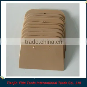 Plastic Spreader thumbnail-1