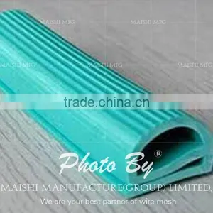 High Quality PVC Window or Door Sealing Strip thumbnail-4