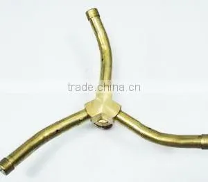 Rotary Brass 3-Arm Sprinkler With Triangle Metal Base For Lawn thumbnail-2