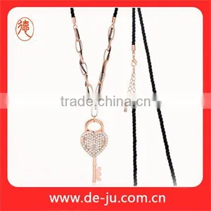Unique Fashion Charm Heart and Key Sweater Necklace thumbnail-2