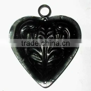 Metal Heart Shape Decoration, Heart Shape Metal Christmas Decorations, Metal Hanging Heart Decoration, 2013 Christmas Decoration thumbnail-1