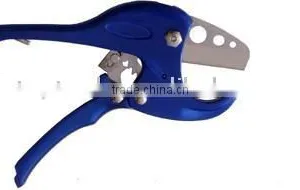 PVC Pipe Cutter thumbnail-1