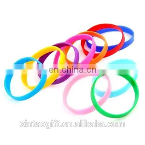 Make Your Own Glow in the Dark Rubber Bracelets thumbnail-5