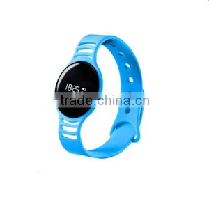 Popular Silicone Sports Pedometer Smart Bracelet With Bluetooth thumbnail-3