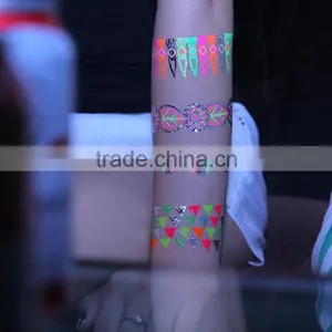 Bracelet Fluorescent Green Temporary Tattoo thumbnail-4