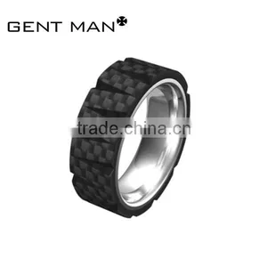 8mm Hammer Surface Titanium Carbon Fiber Ring thumbnail-5