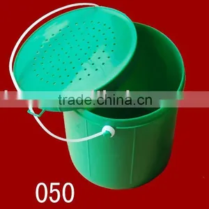 Big Plastic Fishing Live Bait Storage Box thumbnail-1