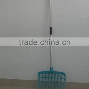 Plastic Manure Fork With Straight Handle thumbnail-1