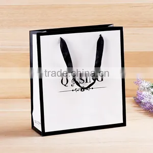 Wholesale White Gift Packaging Bags, Cheap Beautiful Bag thumbnail-1