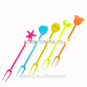 Colorful Plastic Fruit Forks Wholesale thumbnail-1