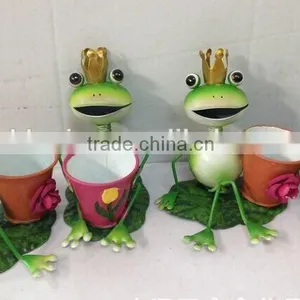 Garden Decoration Sitting Frog Metal Frog Garden Art Metal Garden Decoration Gerden Decor Stakes Metal Frog With Frlower Pot thumbnail-1