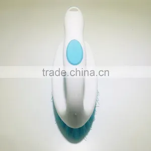 Newest Style Plastic Clothes Brush thumbnail-2