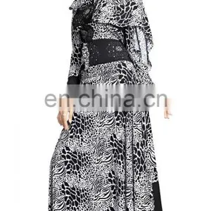 2017 Stylish Dubai Casual Wear Abaya Burkha With Foral Embroidery And Black Diamond Stone Work thumbnail-3