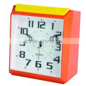 Fanshion Design Table Analog Quartz Alarm Clock thumbnail-1