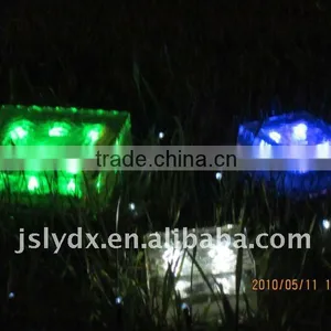 Solar Ice Glass Brick LED Street Light, Solar Garden Light, Underground Paver Light thumbnail-1
