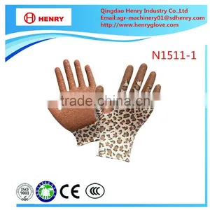 Printed Garden Glove thumbnail-1