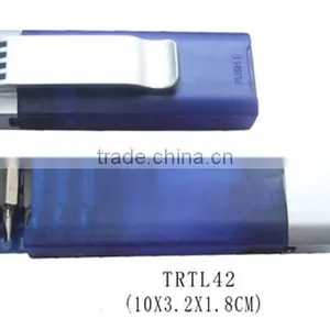 European Hot Sales Multifunction Mini Hand Tool Set With Flashlight thumbnail-1