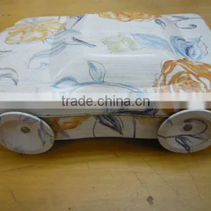Car Shaped Tin Box thumbnail-1