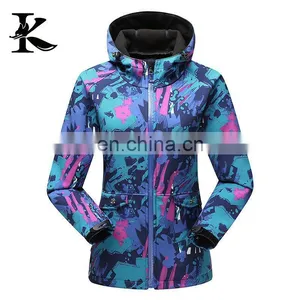 2016 Womens Outdoor Camo Jacket Waterproof Breathable Softshell Jacket thumbnail-1