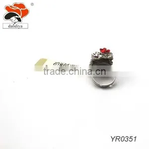 Yiwu New Arrival Jewellery Rhinestone Rectangle Ring Factory Direct Sale thumbnail-3
