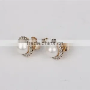 High Quality 9k Gold Fresh Wather Pearl Stud Earring for Women thumbnail-3
