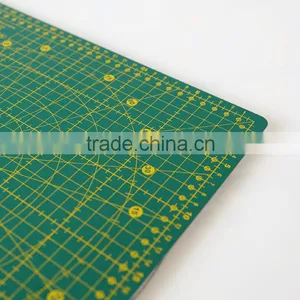 Wholesale Made In Taiwan High Quality Self-healing Rotatable Plastic Flexible Cutting Mat thumbnail-5