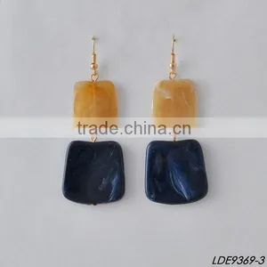 Square Glossy Resin Earrings thumbnail-3
