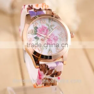 Fashion Quartz Watch Rose Flower Print Silicone Watches Floral Jelly Sports Watches For Women Men Girls Hot Pink Wholesale thumbnail-2