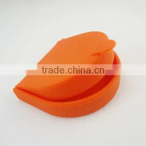 Fashion Design Half Moon, Horseshoe Shpes Red Silicone Coin Bag thumbnail-5