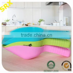High Quality Kitchen Tools Round Shovel Plastic Scoops Wholesale , OEM Plastic Scoops Made in China thumbnail-1