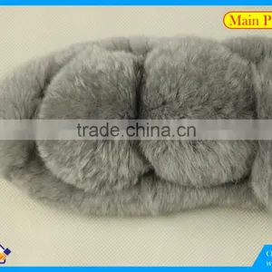 High Quality Knitted Rex-Rabbit Scarf thumbnail-5
