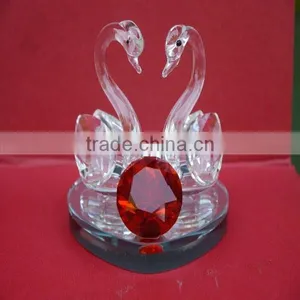 Clear Twin Swans With the Clear Crystal Stone thumbnail-1