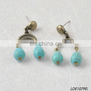 Simple Alloy Moon With Double Rhinestone Drop Earring thumbnail-4