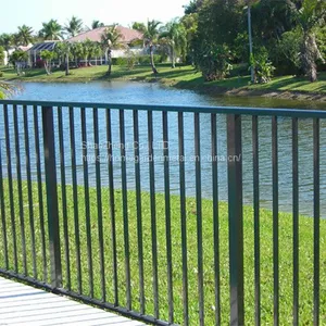 Aluminum Flat Top Fence thumbnail-2